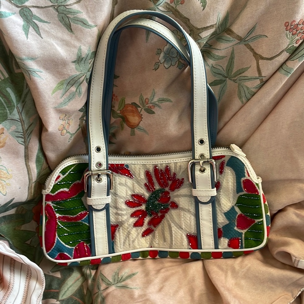 Isabella Fiore Clutch/Wristlet Handbag